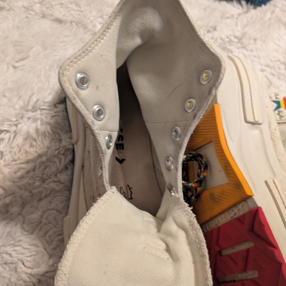 Converse Chuck Taylor All Star with Multicolor Accents - Picture 5 of 7